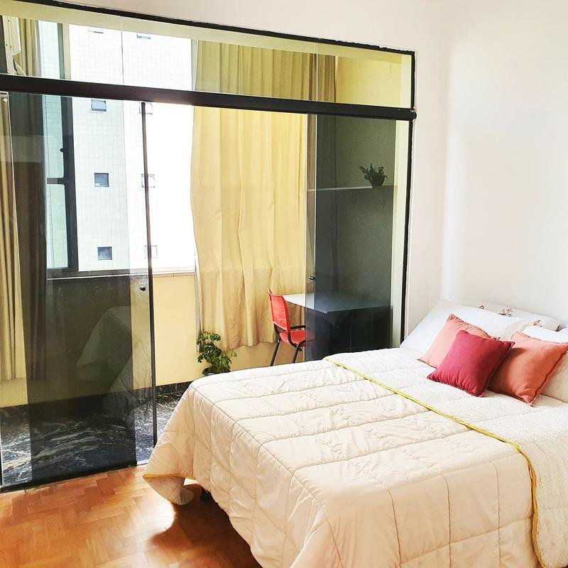 Quarto com home office na varanda, Savassi